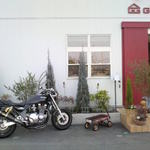 グリーティング - ZEPHYR1100とレトロなミニトレーラー