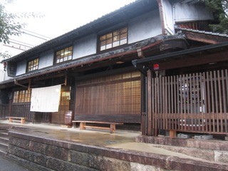 Furansu Yakigashi Choushinjo Adachi Otoemon - お店 は「松村家」の母屋を利用しているそう