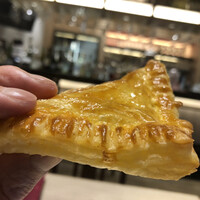 ゴドノフ東京 丸ビル店 - 