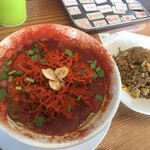 中華そば殿 - 「激辛スープ」に「チャーハン」。