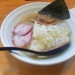 支那そば うみ - ワンタン麺