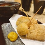 Oden Suzu - 串カツ、うずら、蓮根、肉。