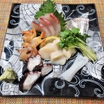 あおき家 - 刺身盛り合わせ