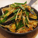 トンテキ食堂8 - 茄子のピリ辛味噌炒め(700円)