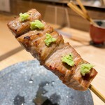 焼鳥 空 - 本マグロ串焼き 380円