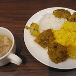 カレーのロッシーニ - 食べ放題飲み放題