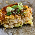Okonomiyaki Hirano - 男子高校生からの｢お好み焼きではお腹いっぱいにならない！｣との声から生まれたメニューなので味よりも量なんですよね。