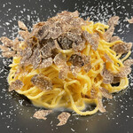 A e B - 春トリュフのタヤリン