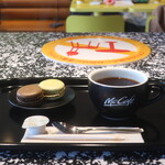 McDonald's - マカロンとアメリカーノ S