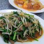 中華料理 利華 - レバニラ
