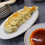 中華料理 利華 - 餃子