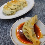 中華料理 利華 - 餃子