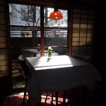 Restaurant Satoshi.F - 掃出しの窓からの小庭