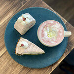 おやつカフェ ホリック - 桜と抹茶のタルト、桜のロールケーキ、桜ラテ