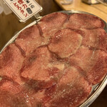 Taishuu Horumon Yakiniku Kemuri - 