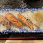 Sushi U Getsu - 炙りづくし(1180円)