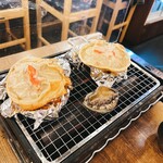 浜焼き海鮮居酒屋 大庄水産 - カニの甲羅焼き、アワビ