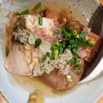 Dandan'Ya - おでん（大根、豆腐、厚揚げ）