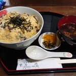 お食事処 高嶋 - 木の葉丼 大盛 赤だし