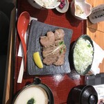 ご飯ととろろ とろ麦 - 