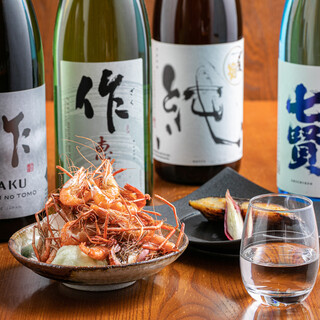 「たくみ」選りすぐりの日本酒と絶品料理の数々で舌鼓！