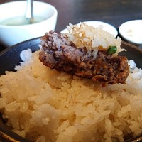 BeefGarden 二子玉川 - ハンバーグ断面