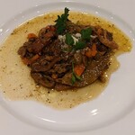 La Stalla - 羊のㇳリッパ　香味野菜と白ワイン煮込み