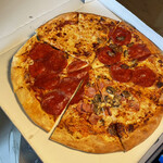 ドミノ・ピザ - 