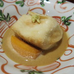 焼きゴマ豆腐　柿　ゴマダレ
          