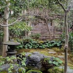 元祖 本吉屋 - 中庭