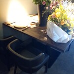 yokoyama - テーブル席