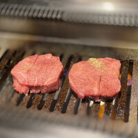 黒毛和牛焼肉 虎斑 北新地店 - 