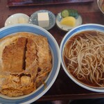 Fukagawa San Chuu Mae Houseian - カツ丼ミニかけセット（１０５０円）