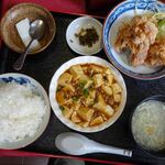 中華料理 厨禾 - 麻婆と唐揚げ750円
