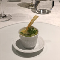 ヴォーロ・コズィ - 突き出し　13種の野菜を使ったスープ