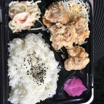 Karaage Mochikaeri Senmon Ten Karaageya Karijju - 塩唐揚げ弁当(¥480)