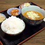 炭火焼肉ホルモンしま田 - 