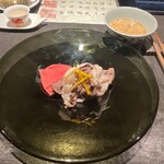 仁修樓 - 熊肉　腐乳と上湯のスープ