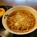 Soba Dokoro Totsukiya - 温かいおそばでいただきます！