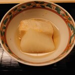 Doujin - 大好きなお料理。海老芋と淀大根。ほくほくしみしみ、最高においしい。