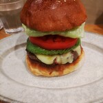 No.18 - アボガドチーズバーガー（1,450円）