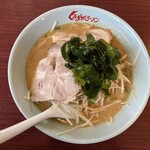 くるまやラーメン - 料理写真: