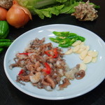 韓国料理 皇帝 - 韓国産活たこ刺し　　산낙지회1匹　2800円