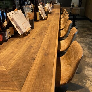 広々としたカウンター！LIVE感ありの目の前で調理！