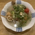 春のお店 - おでん（里いも、牛スジ、トマト（恋の実）、ちくわ）