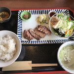 牛たん焼き 仙台辺見 - レディース定食1,380円税込と驚きのコスパ(^^;;