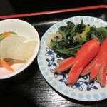 おいしい台所12カ月 - ほうれんそうと玉ねぎ炒めには、タコさんウインナーが。