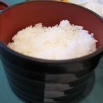 Marukoporo - 深めの小振りの丼に入ったご飯