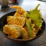 元祖瓦そば たかせ - 天ぷらサクサク。