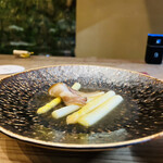 齋華 - ◆ホワイトアスパラと自家製豚の干し肉炒め。優しい味わい。